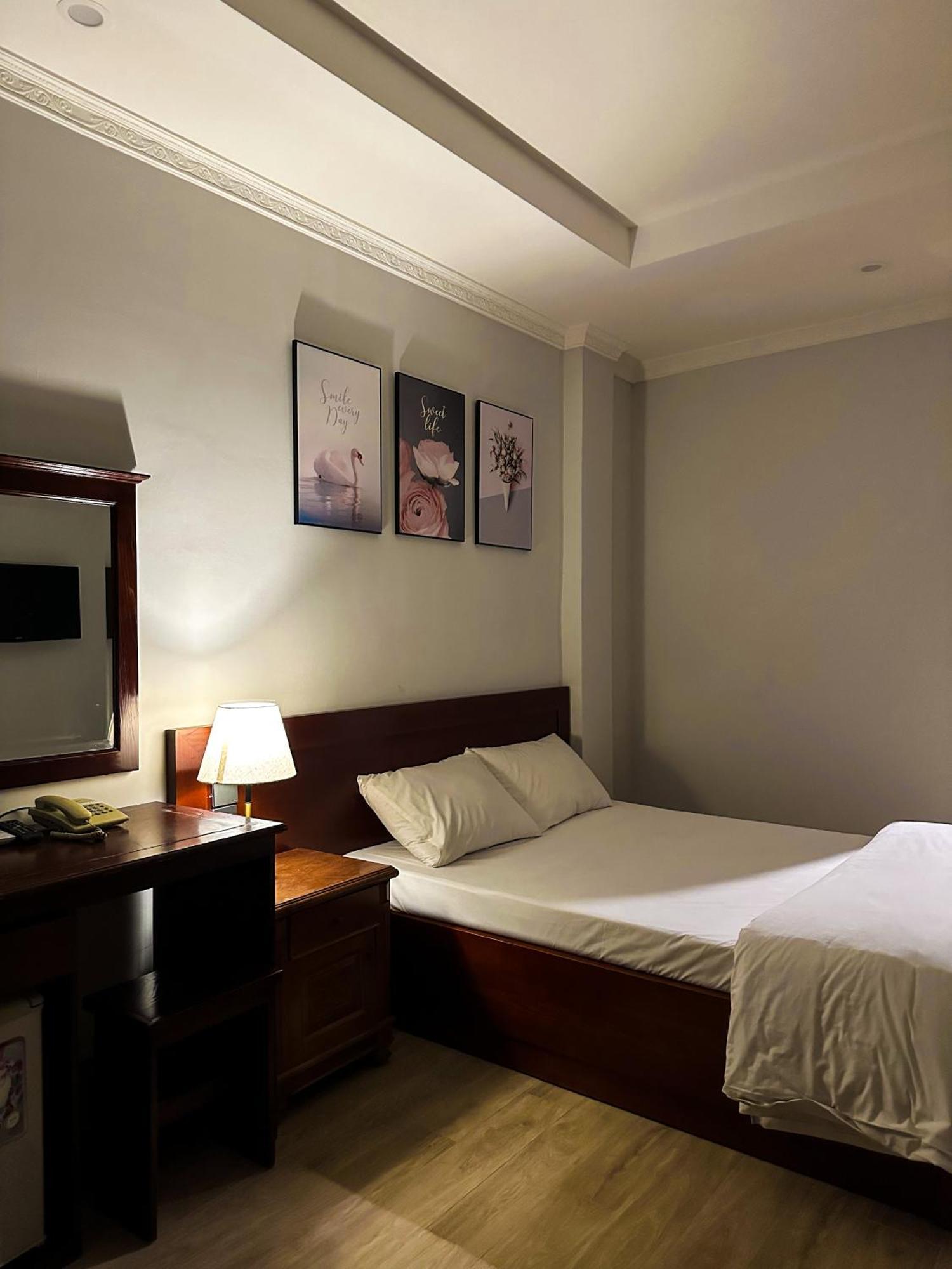Ven Ho Hotel Hanoi Exterior foto
